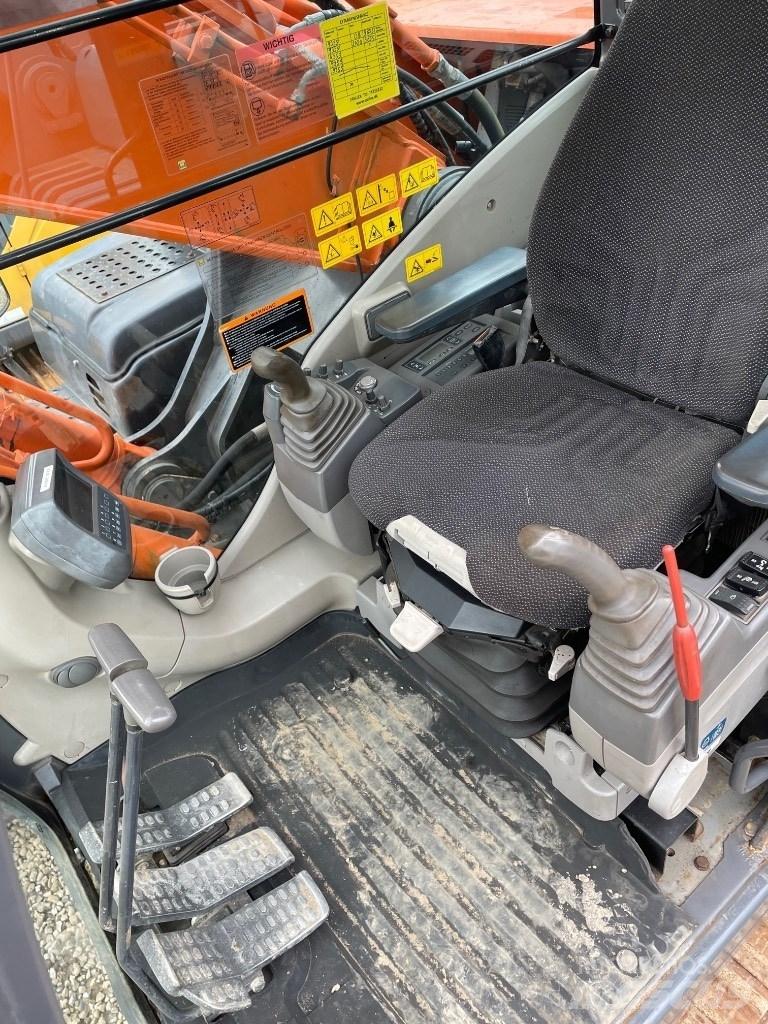 Hitachi ZX350 Гусеничные экскаваторы