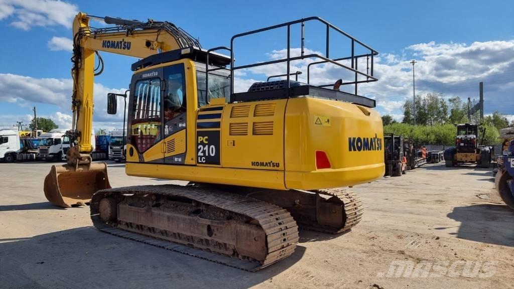Komatsu PC 210 LC-11 Гусеничные экскаваторы