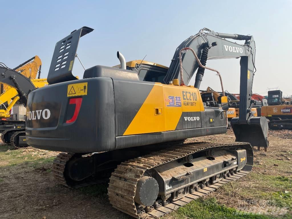Volvo EC 210 Гусеничные экскаваторы