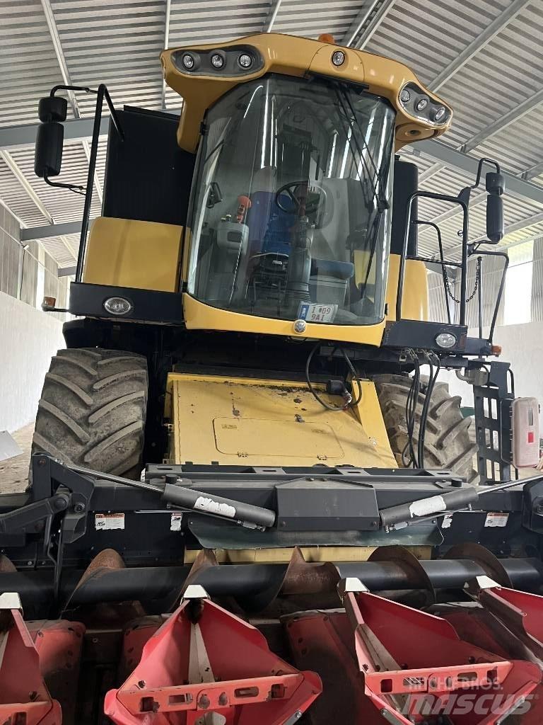 New Holland CX 6090 Зерноуборочные комбайны