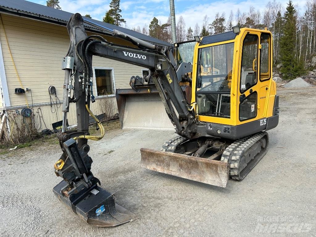 Volvo EC 25 Мини-экскаваторы