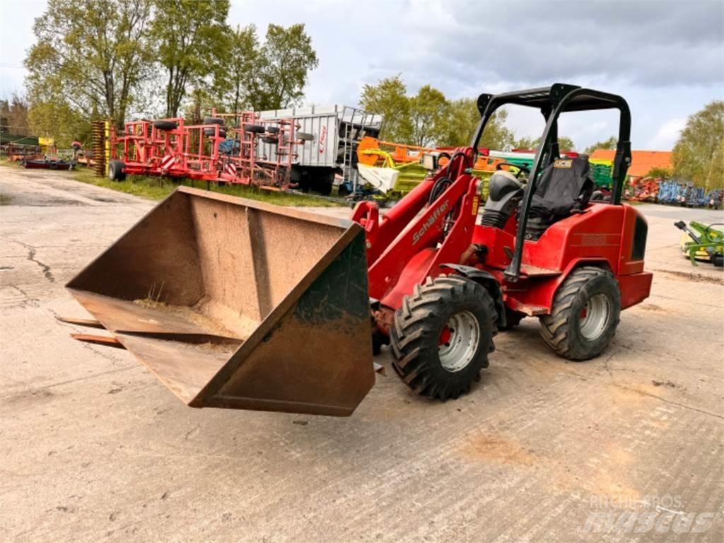 Schäffer 3350 Фронтальные погрузчики
