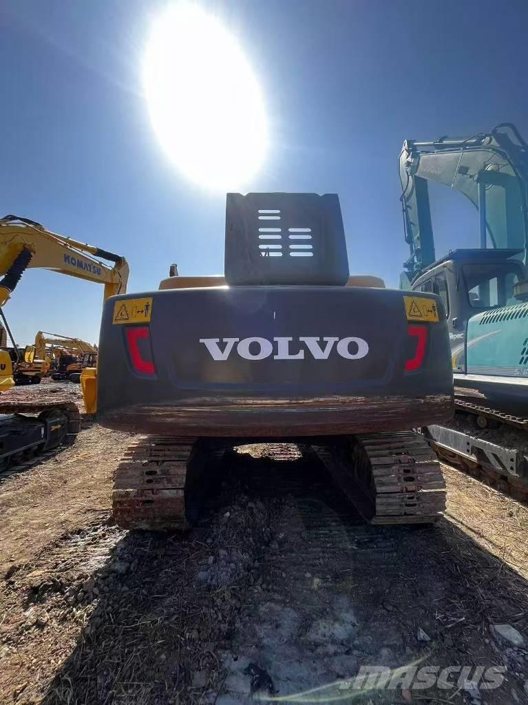 Volvo EC 220 D Гусеничные экскаваторы
