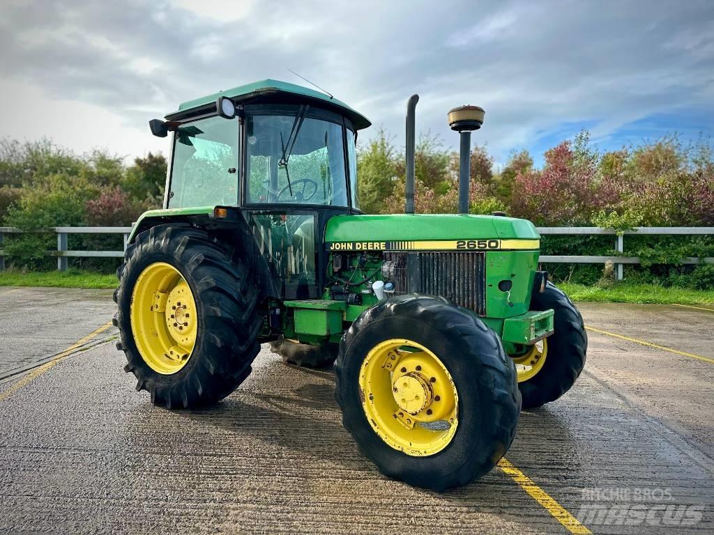 John Deere 2650 Трактора