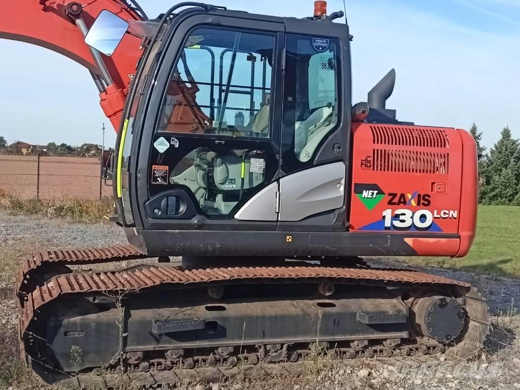 Hitachi ZX130 Гусеничные экскаваторы