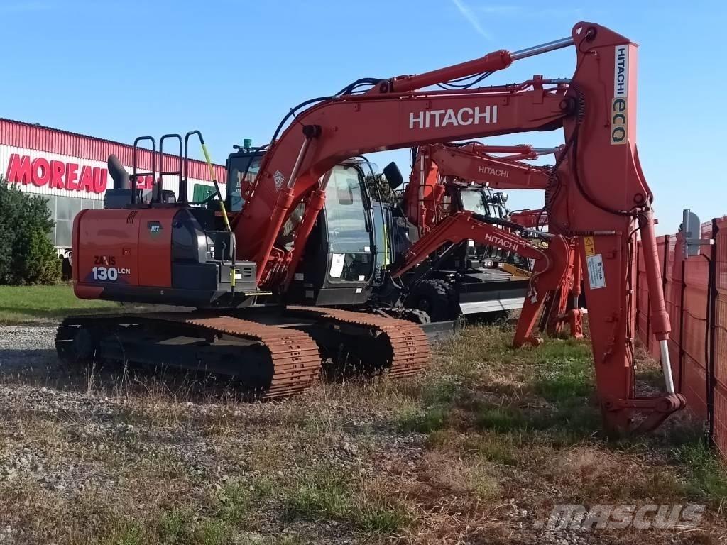 Hitachi ZX130 Гусеничные экскаваторы