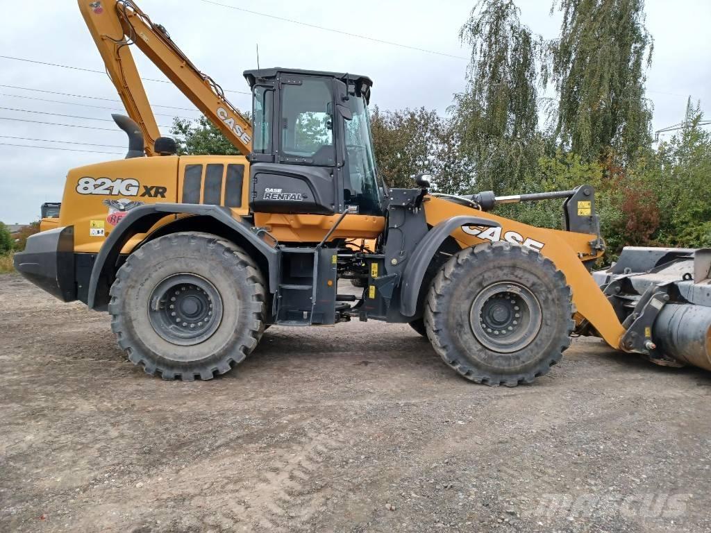 CASE 821G XR Фронтальные погрузчики