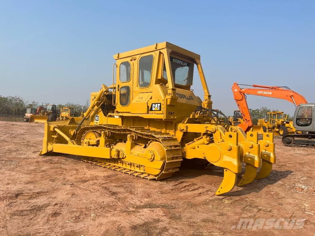 CAT D7G Гусеничные бульдозеры