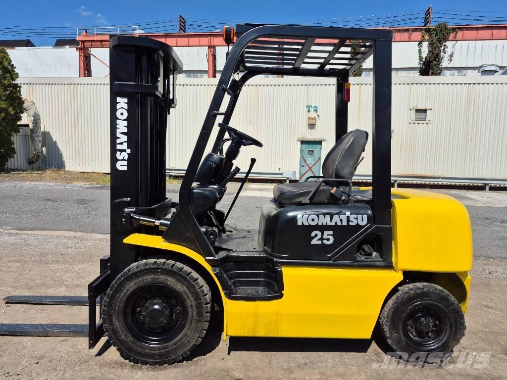 Komatsu FG 25 C-12 Другие складские механизмы