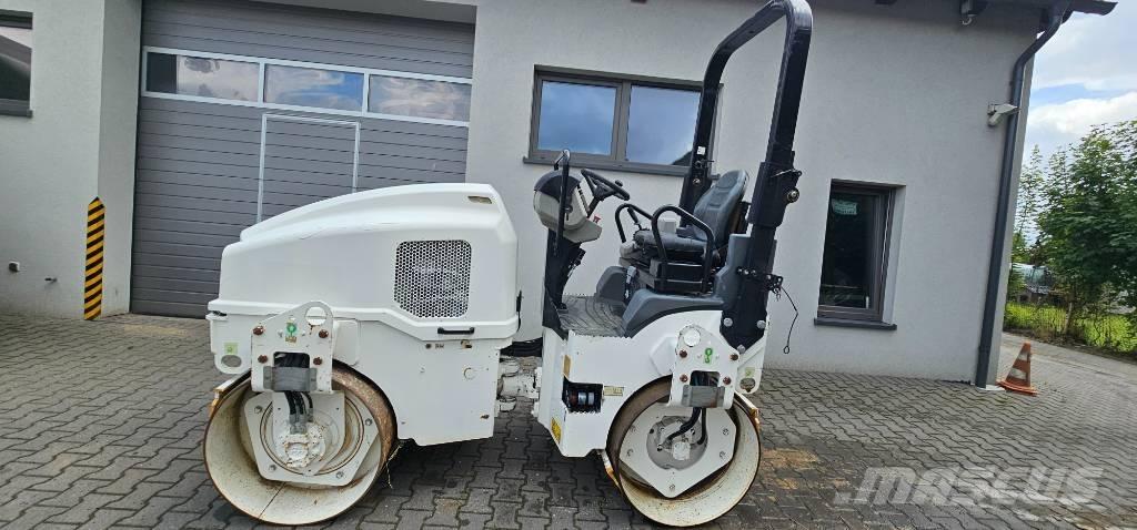 CAT CB 24 B Катки тротуарные