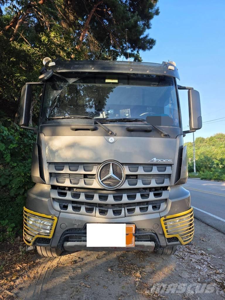 Mercedes-Benz 3951K Мини-самосвалы