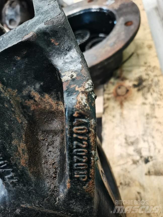 JCB 520-40 reducer Оси