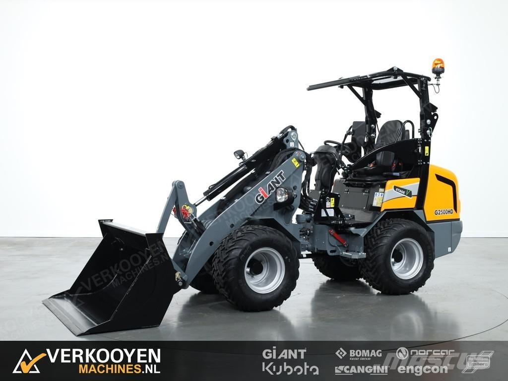 GiANT G2500 HD Фронтальные погрузчики