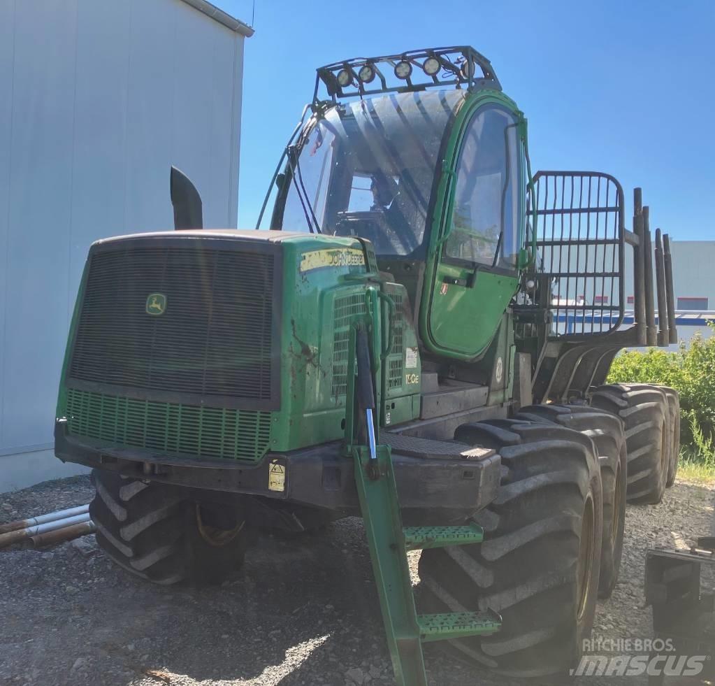 John Deere 1110 E Форвардеры