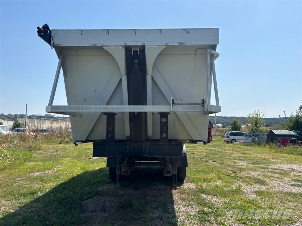 Benalu DF331011NL Самосвальные прицепы