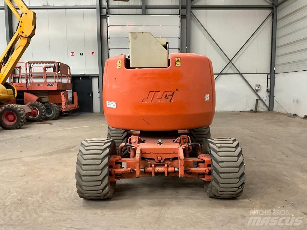 JLG 450 AJ Коленчатые подъемники