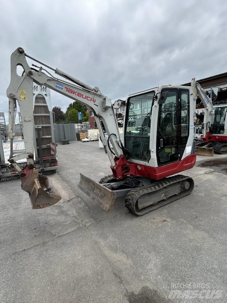 Takeuchi TB 228 Мини-экскаваторы