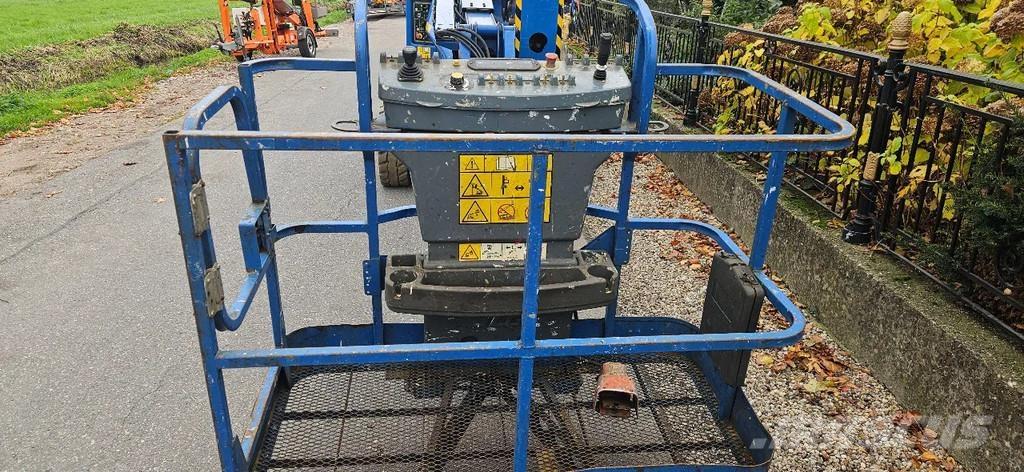 JLG E450aj Коленчатые подъемники