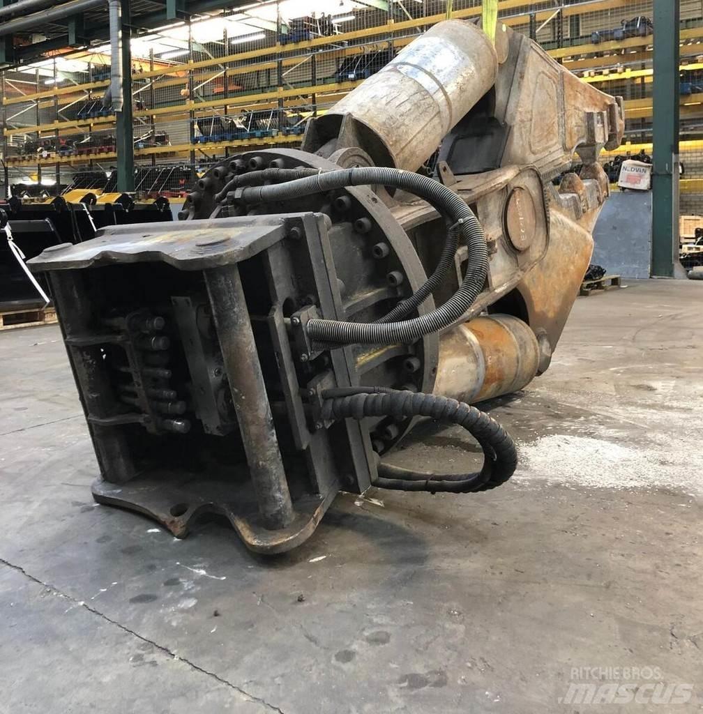 Atlas Copco CC6000 Навесные резаки асфальта