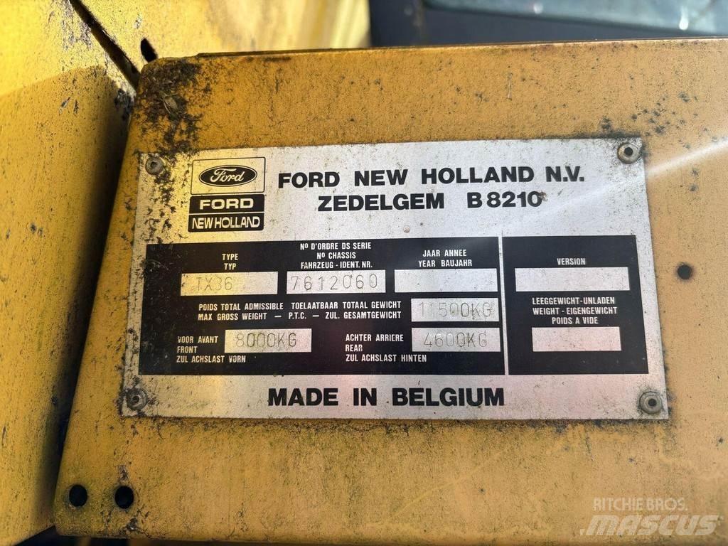 New Holland TX 36 Зерноуборочные комбайны