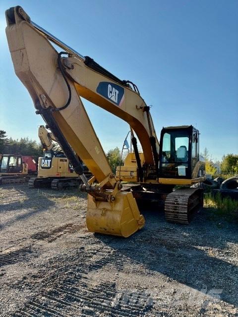 CAT 320 D Гусеничные экскаваторы