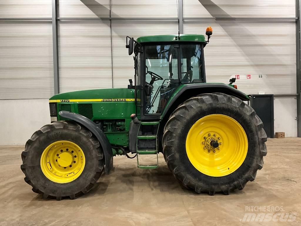 John Deere 7710 Трактора