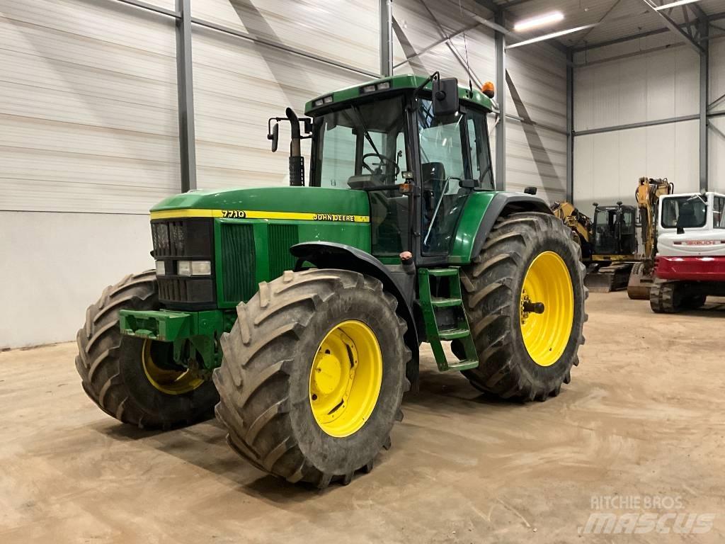 John Deere 7710 Трактора