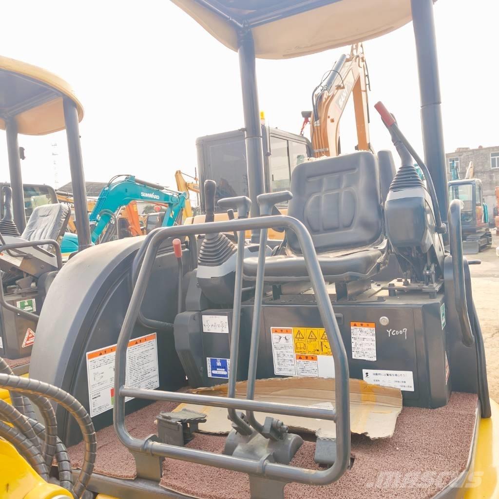 Komatsu PC30MR Мини-экскаваторы