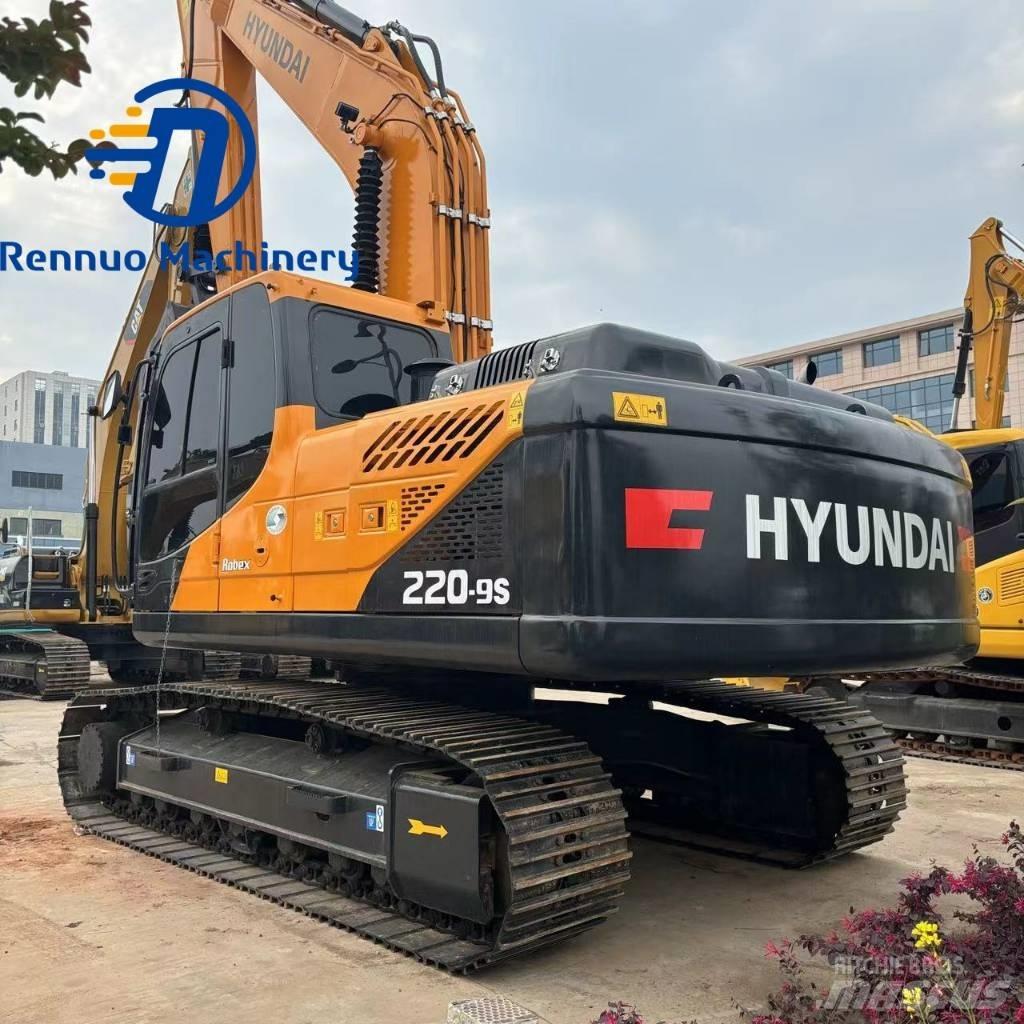 Hyundai R220LC-9S Гусеничные экскаваторы