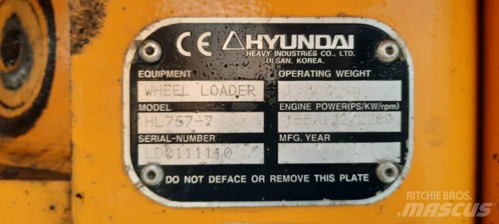 Hyundai HL 757-7 Фронтальные погрузчики