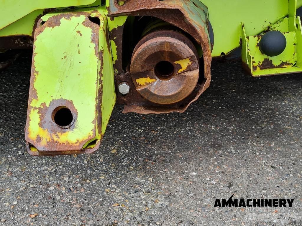 CLAAS Jaguar 940 Самоходные кормоуборочные комбайны