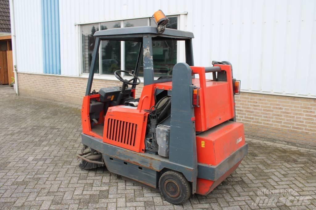  Hako-Jonas 1450E Вакуумные уборочные машины