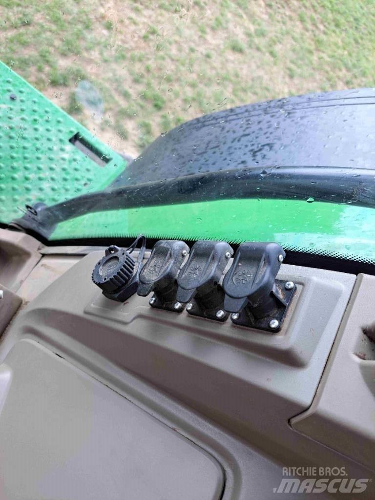 John Deere 8R410 Трактора