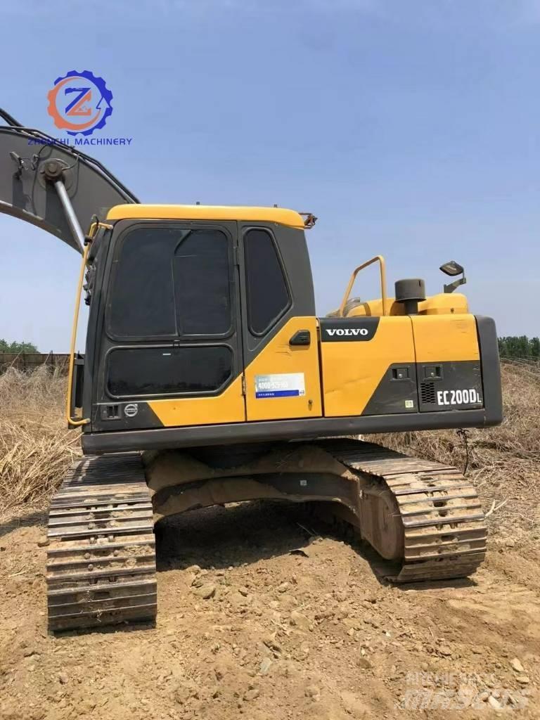 Volvo EC 200 Гусеничные экскаваторы