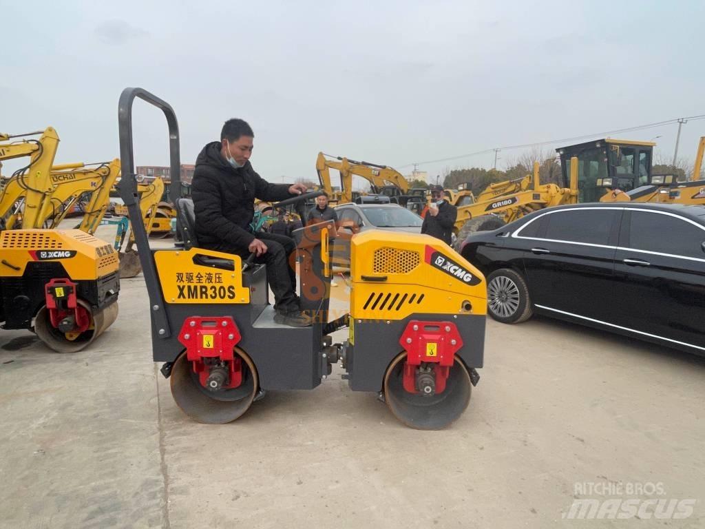XCMG XMR 30S Катки тротуарные