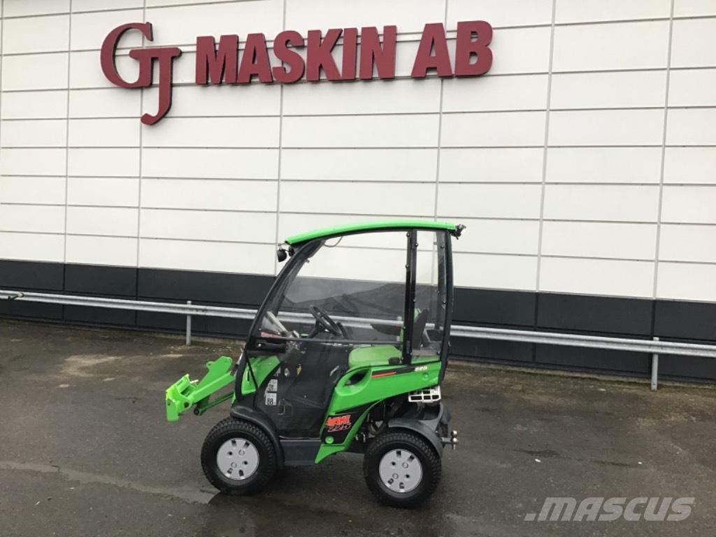 Avant 225 Коммунальные машины