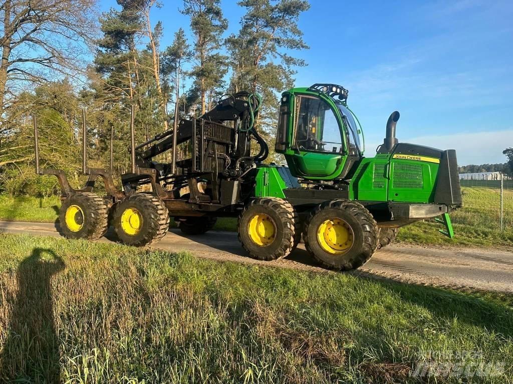 John Deere 1210 E Форвардеры