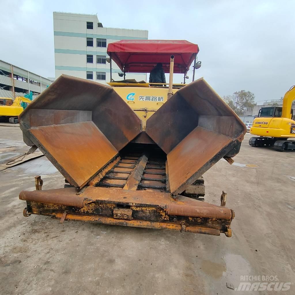 Dynapac F 141 C Асфальтоукладчики