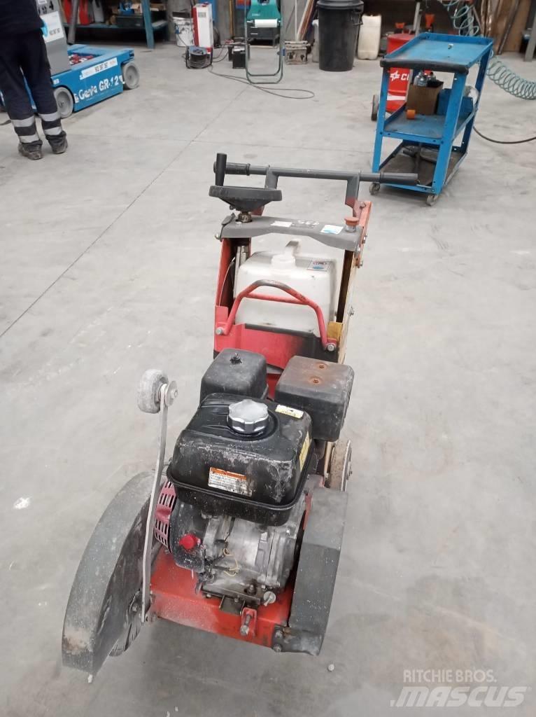 Husqvarna FS400LV Строительная техника - Другие
