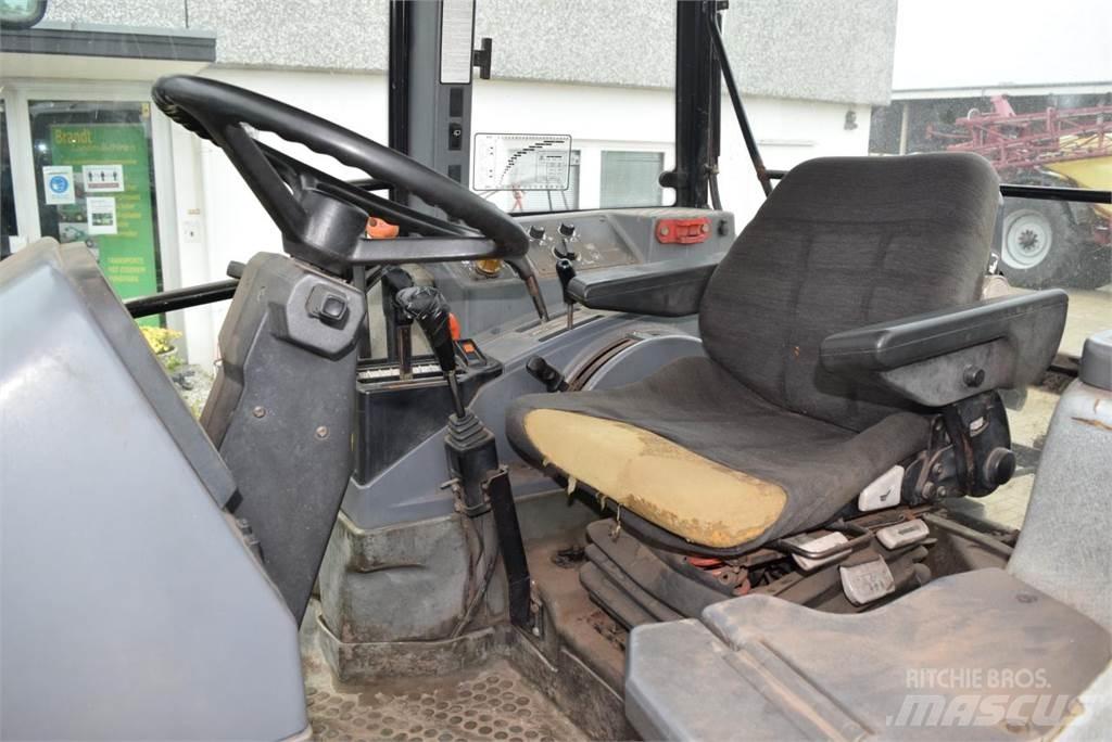 New Holland 8340 Трактора