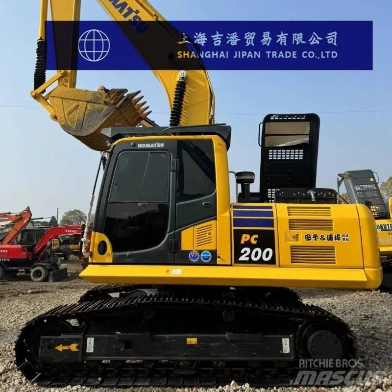 Komatsu PC 200 Гусеничные экскаваторы