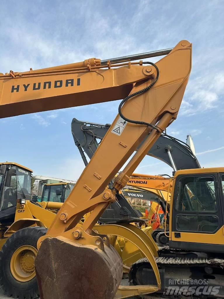 Hyundai DH210W-9 Колёсные экскаваторы