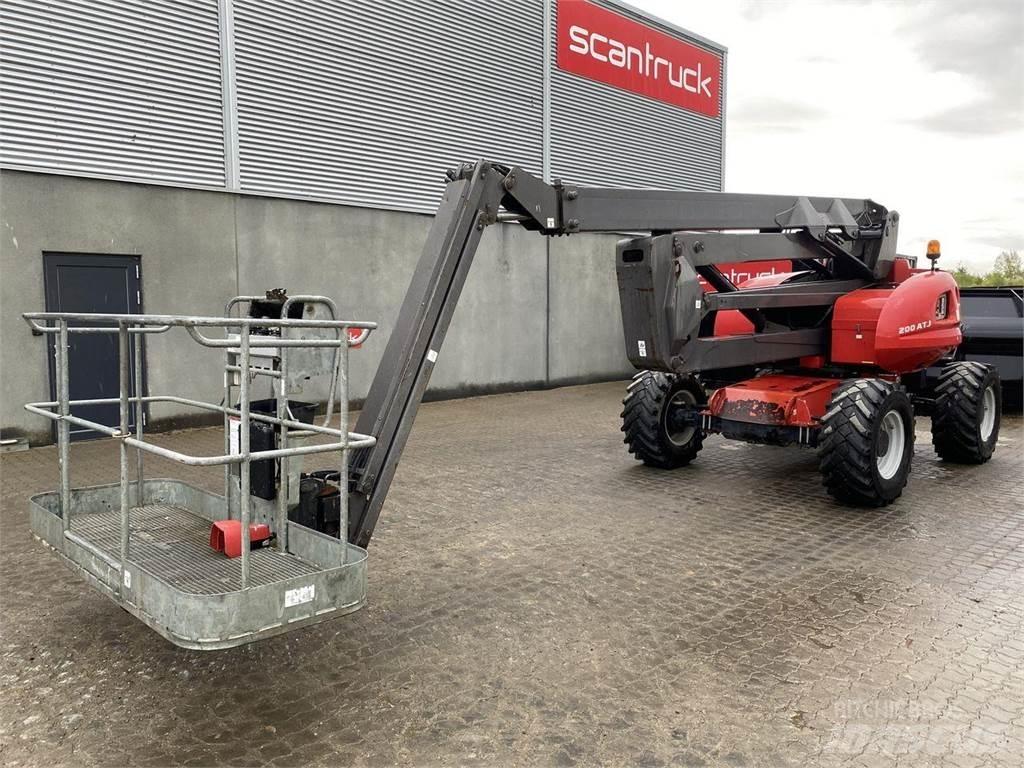 Manitou 200ATJ RC Коленчатые подъемники