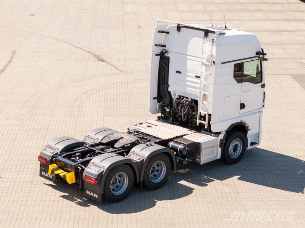 MAN TGX 28.520 6x2=2 Седельные тягачи