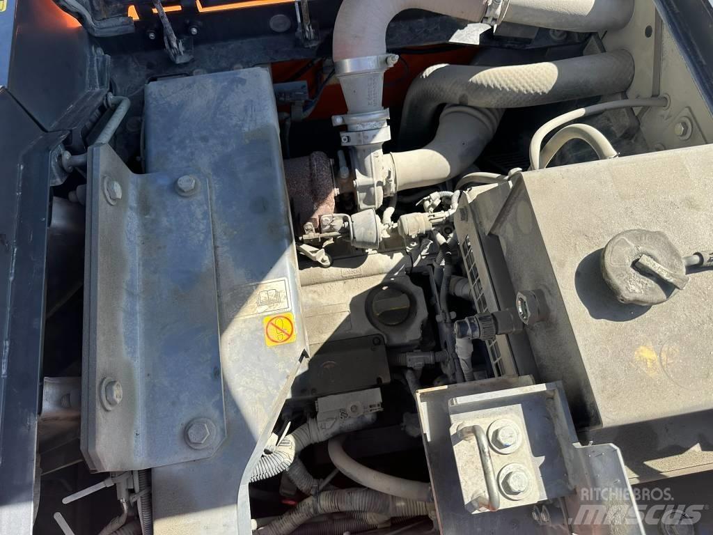 Hitachi ZX 140 W-6 Колёсные экскаваторы