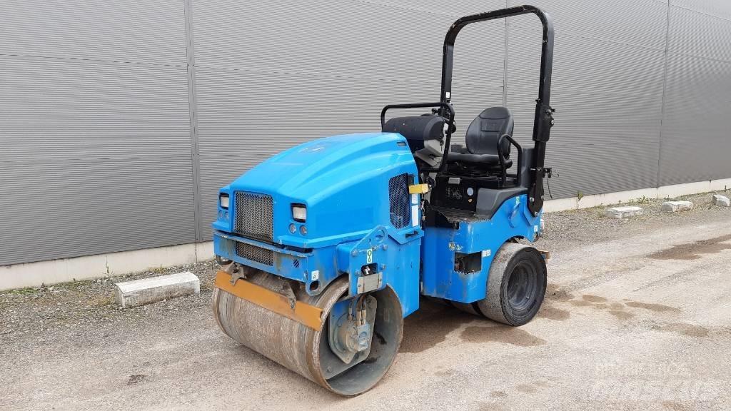 CAT CC24B Катки тротуарные