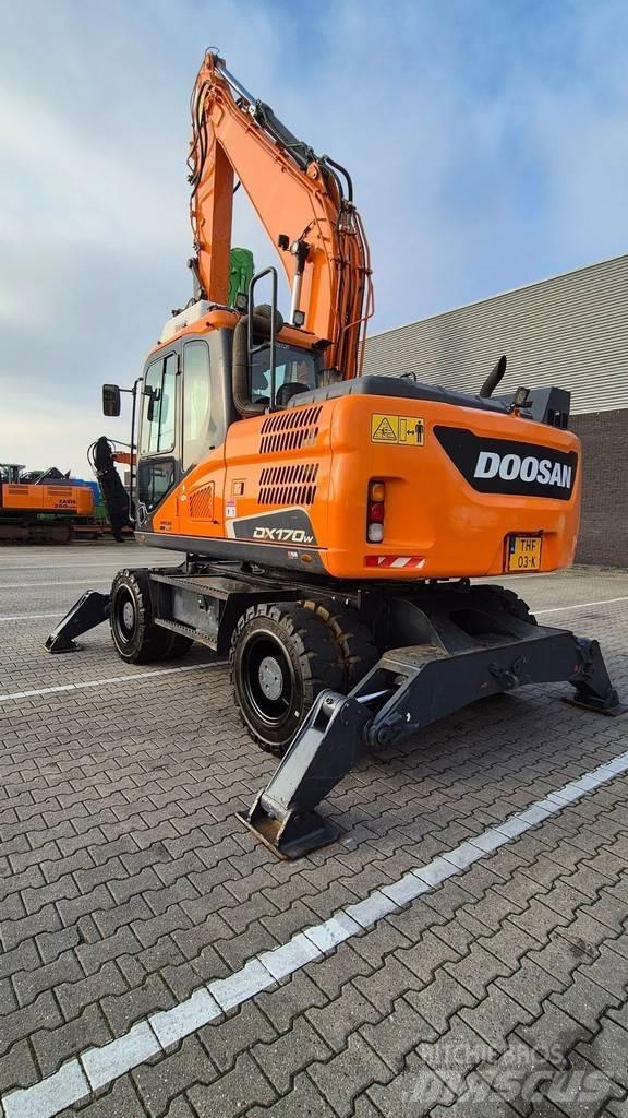 Doosan DX170W-5 Колёсные экскаваторы