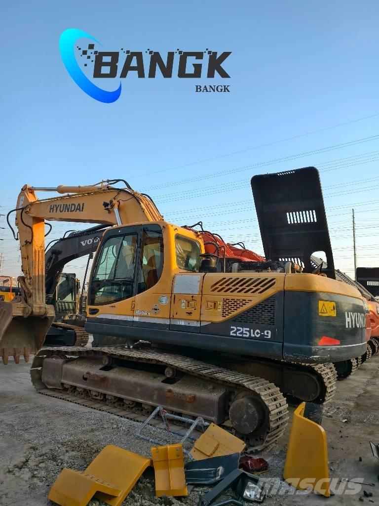 Hyundai 225LC-9T Гусеничные экскаваторы