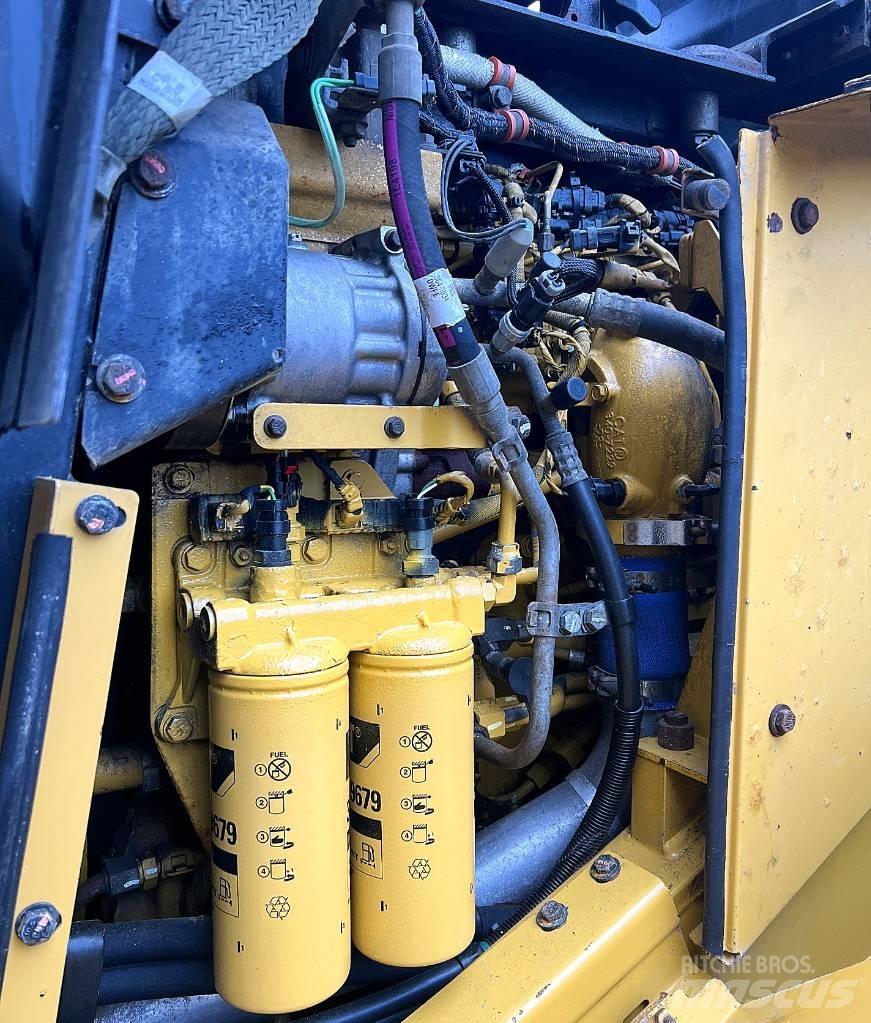 CAT 972 K Фронтальные погрузчики