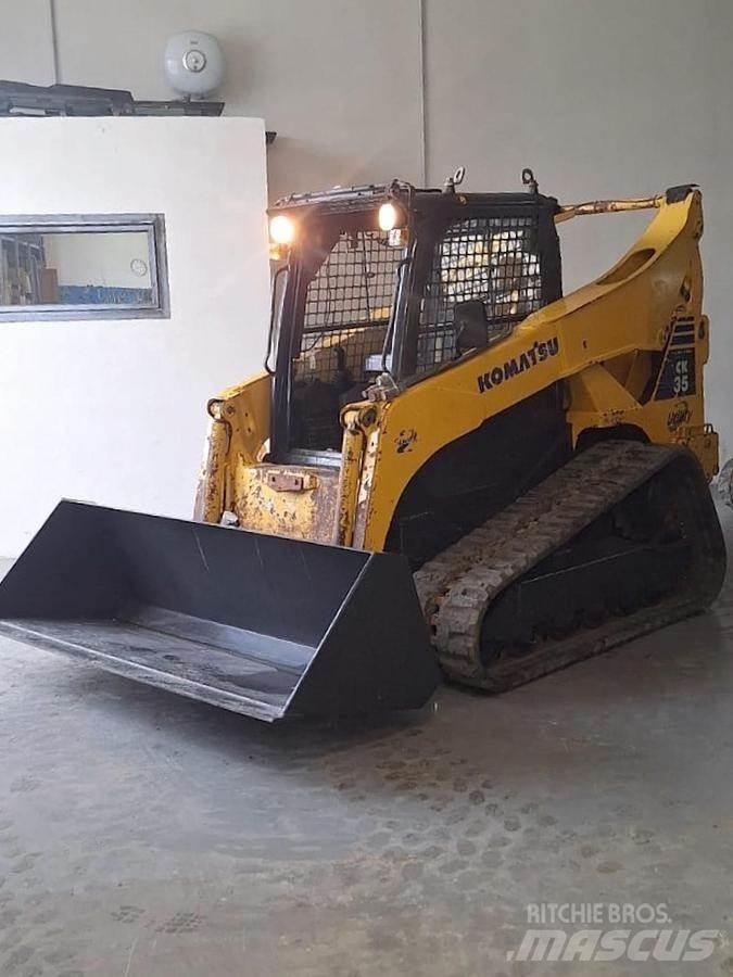 Komatsu CK35 Малые погрузчики